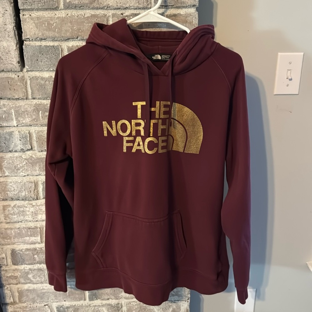 Maroon with gold THE NORTH FACE hoodie women’s XL